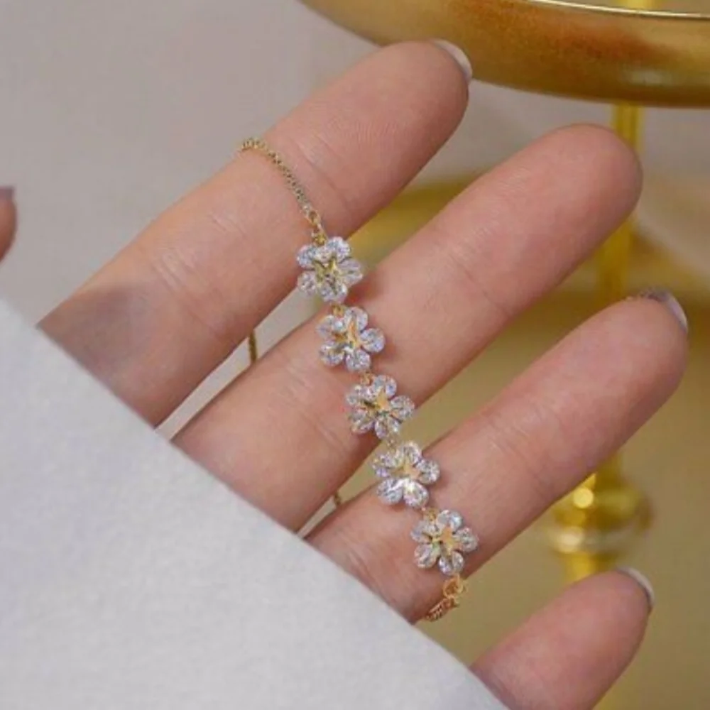 Diamond Flowers 14k Gold Bracelet Adjustable *NWT - Picture 5 of 10